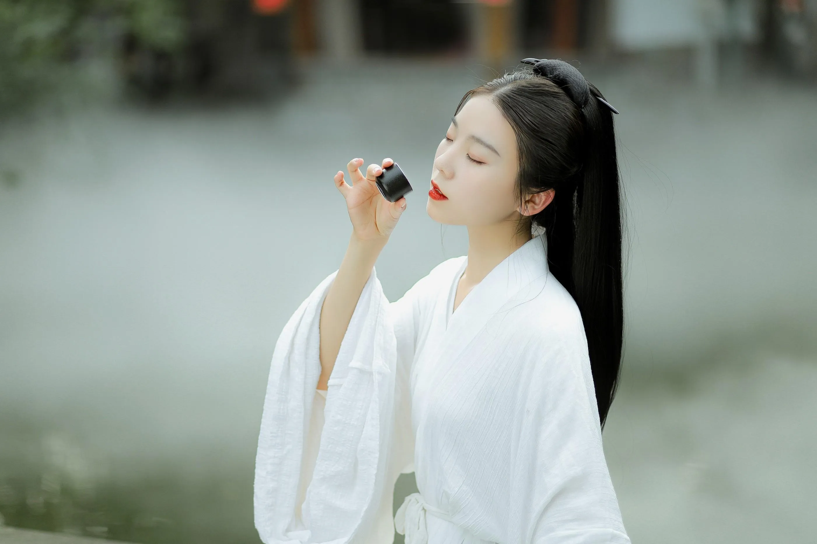 [YITUYU艺图语]2022.02.03 白茶无事别清欢 一方伊人yi [25P]插图